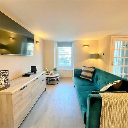 Stylish, Central And Cosy 1Bd Nr Canongate Edimburgo Esterno foto