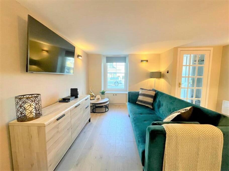 Stylish, Central And Cosy 1Bd Nr Canongate Edimburgo Esterno foto