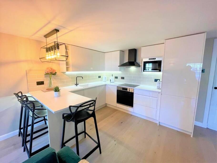 Stylish, Central And Cosy 1Bd Nr Canongate Edimburgo Esterno foto