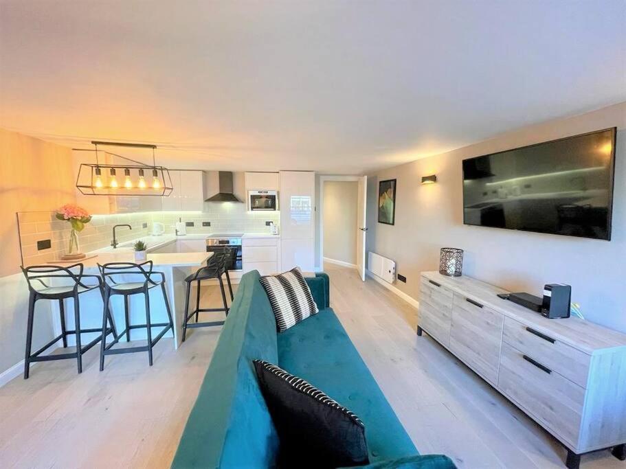 Stylish, Central And Cosy 1Bd Nr Canongate Edimburgo Esterno foto