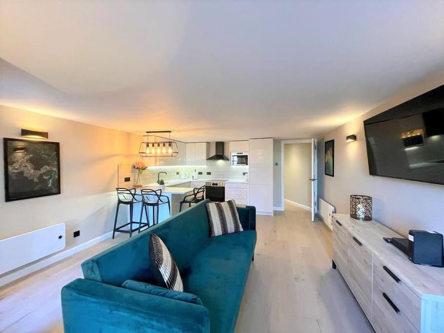Stylish, Central And Cosy 1Bd Nr Canongate Edimburgo Esterno foto
