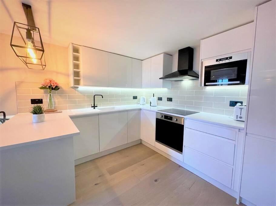 Stylish, Central And Cosy 1Bd Nr Canongate Edimburgo Esterno foto